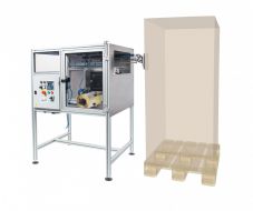 Boční aplikace etikety na paletu